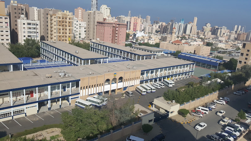 المدرسة الانجليزية