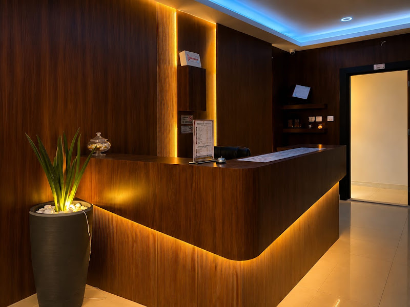 Hand zone spa for men