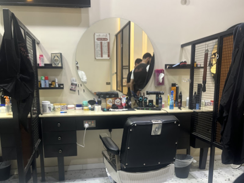 Loro piana Salon for men